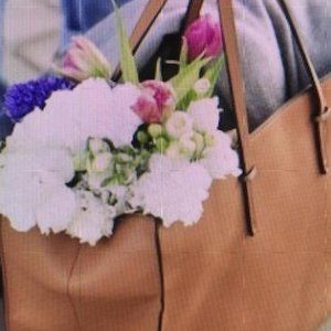 Meet your Posher, An